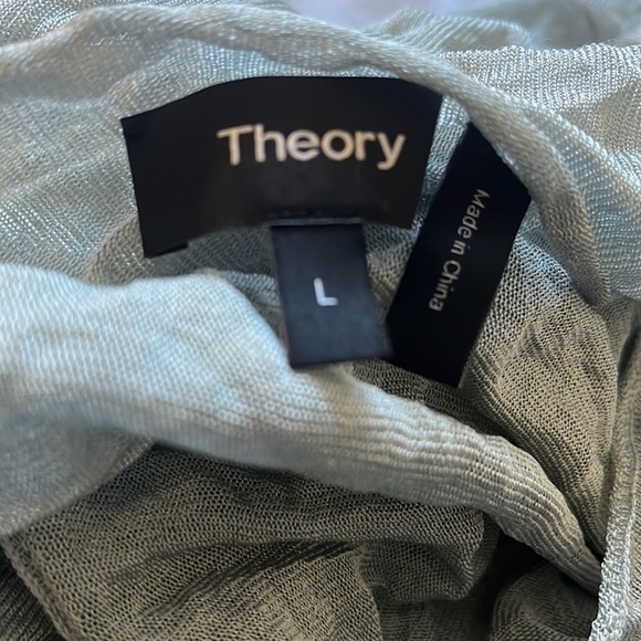 THEORY Steal Metal Crepe Pocket Tee Crinkle Fabric Sheer Top Light Gray Size L - Picture 6 of 7